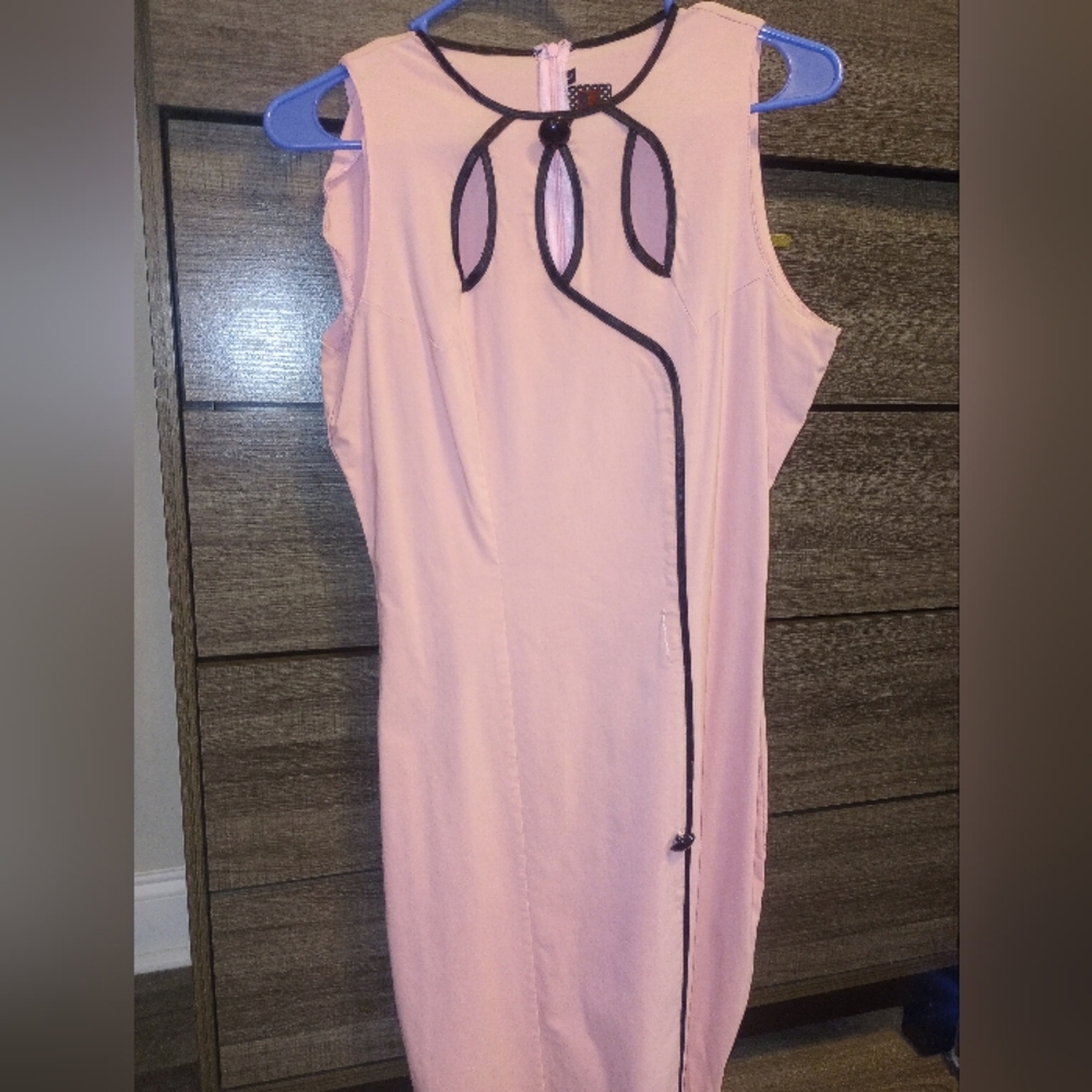 Size L Voodoo Vixen pink wiggle rockabilly dress